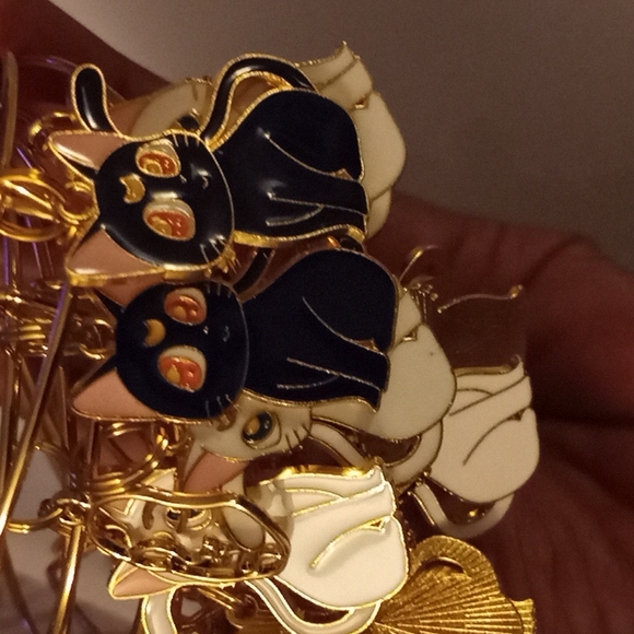 Cat Bangles a set of two - Picture 1 of 1